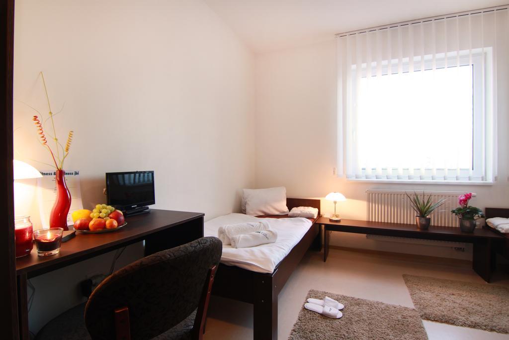 Hotel Jbi Wellness Kolín Habitación foto